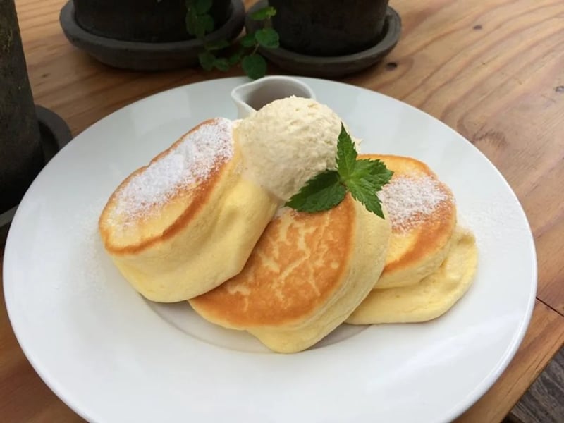 A Happy Pancake Omotesando
