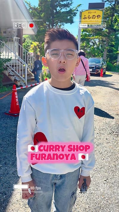 🇯🇵🍛 Furanoya in Furano is an absolute MUST-TRY! 🤤✨ The curry is packed with rich, deep flavours 