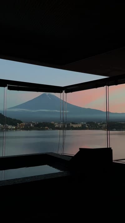 still dreaming of this view 🗻✨ #mtfuji #japan #ryokan
Tagged location: Ubuya Hotel — Ubuya Hotel, 1