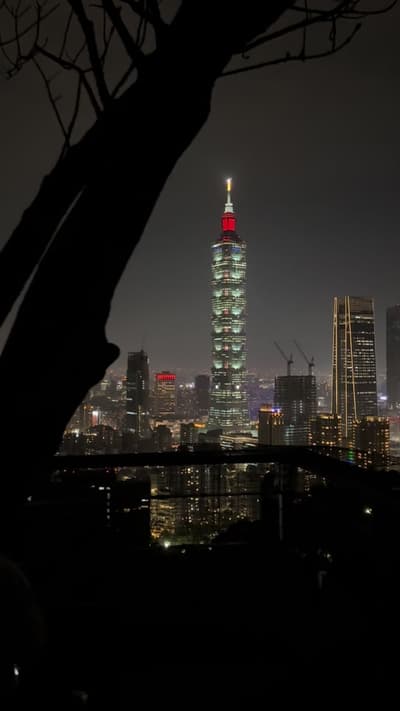 The best nightview in Taipei🌃 - Elephant Mountain📍 #taipei #travel #taiwan #night
Tagged location: