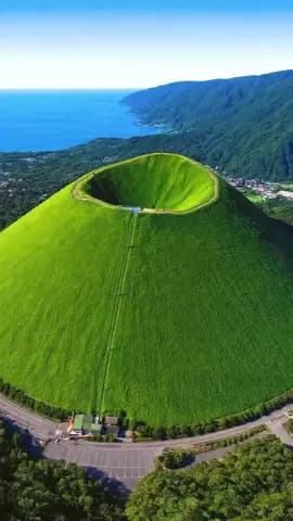 No, it’s NOT a painting or AI-generated! Mount Omuro is a striking natural landmark in Ito City, Shi