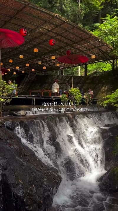 自然が好きな人におすすめの旅先🌿✨ 【今回紹介した場所】 ・伊根の舟屋 📍京都府与謝郡伊根町字平田 -————————————— 舟屋の生活を間近に感じる 海辺ぎりぎりに立ち並ぶ伝統的な建物と綺麗