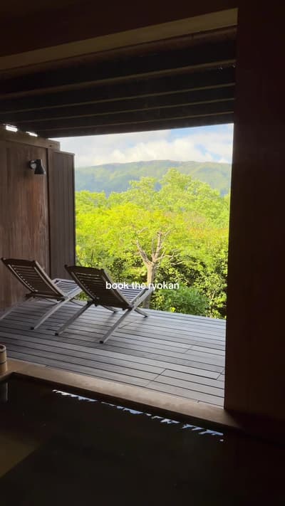 my jaw dropped when i saw our view #gorahanaougi #hakone #gora #ryokan
Tagged location: Gora Hanaoug