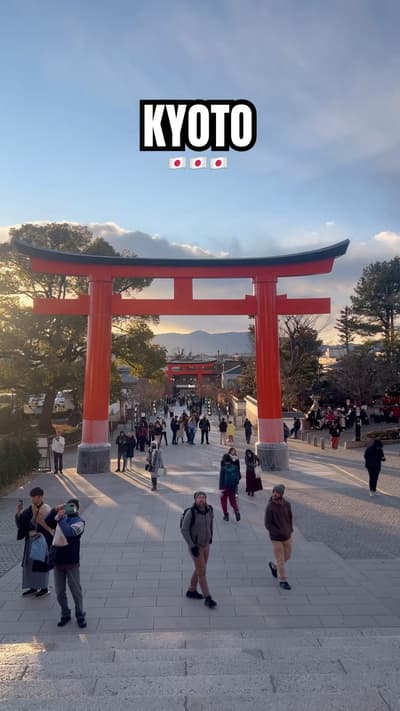 Wandering Through Fushimi Inari: Kyoto’s Iconic Shrine 🇯🇵