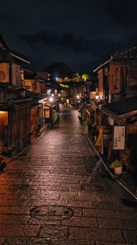 Ninenzaka(Kyoto) / 二年坂 Please follow 👉@japan_walker_ Please Share 🥰🙏 #ninenzaka #kyoto #二年坂 #京都 #