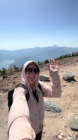 📍Mount Nantai, Nikko National Park, Japan Cost: 1000 Yen (~$6.50USD) Visiting Nikko National Park a