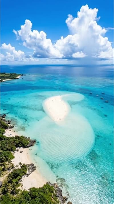The vanishing white sandbar hidden in Japan's paradise. 🌊🏝️✨ July 2026. Discovered absolute heaven