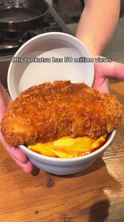 This was the juiciest and biggest tonkatsu I’ve ever had 🇯🇵 Tonkatsu marushichi has several locati