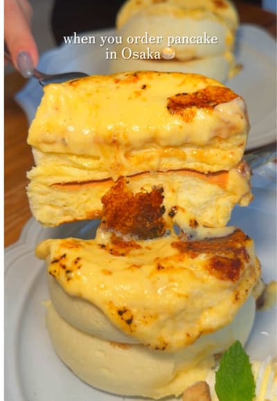 One of Osaka’s fluffiest brûlée pancakes 🥞🔥✨ Toichi Pancake Kitahorie is known for serving incredi