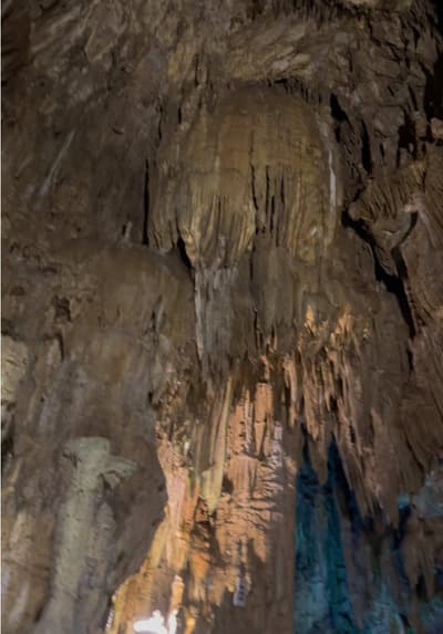 Abukuma Cave is one of the coolest places in Tamura, Fukushima. It is one of Japan’s premier limesto
