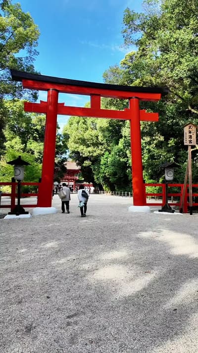 Day 6/7 ⛩️ Shimogamo Shrine is one of Kyoto’s oldest shrines, well-known among Japanese visitors, bu